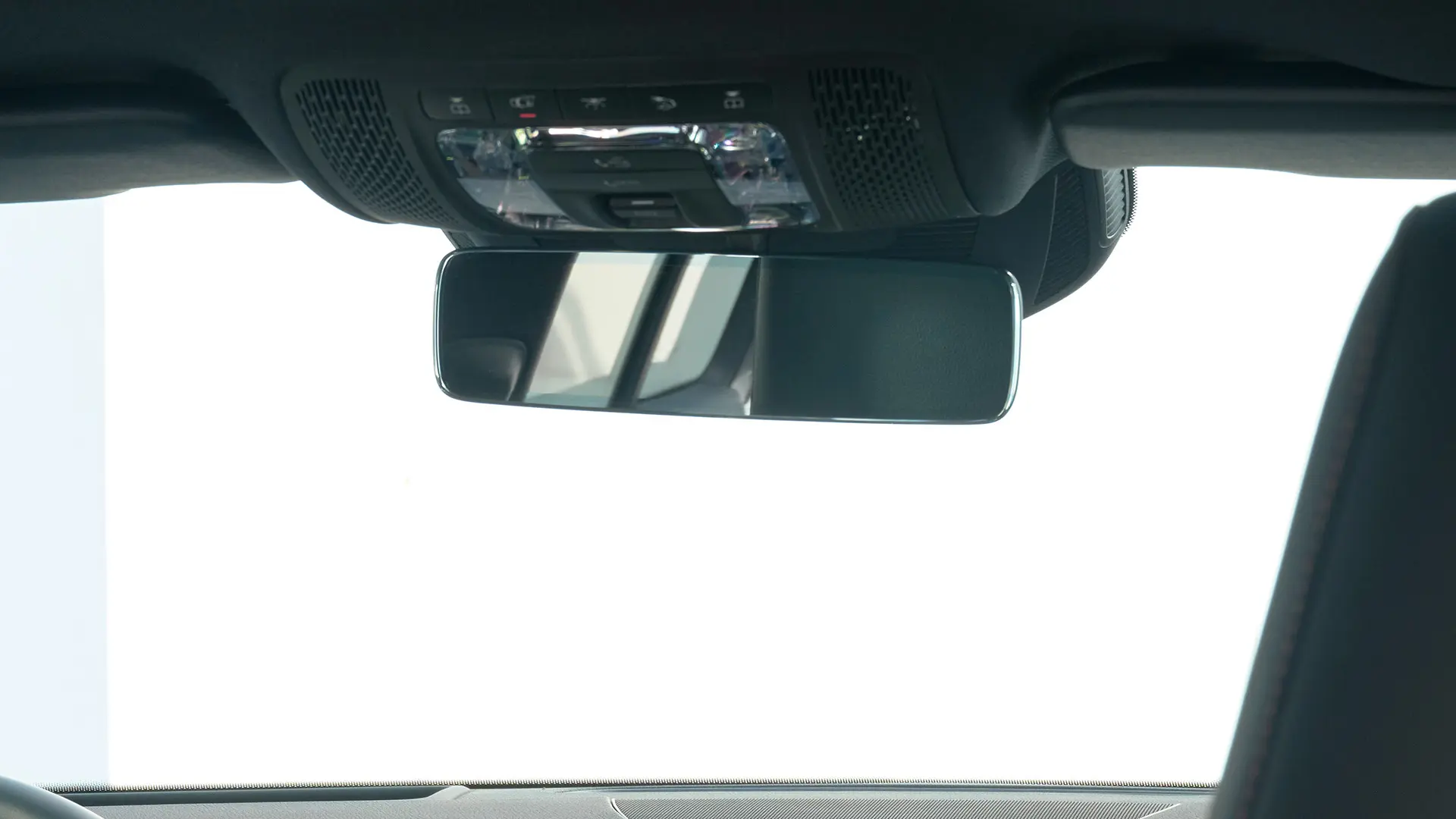 Mercedes-benz-alemautos-tooltip-interior-1-A-35-4MATIC-FACELIFT