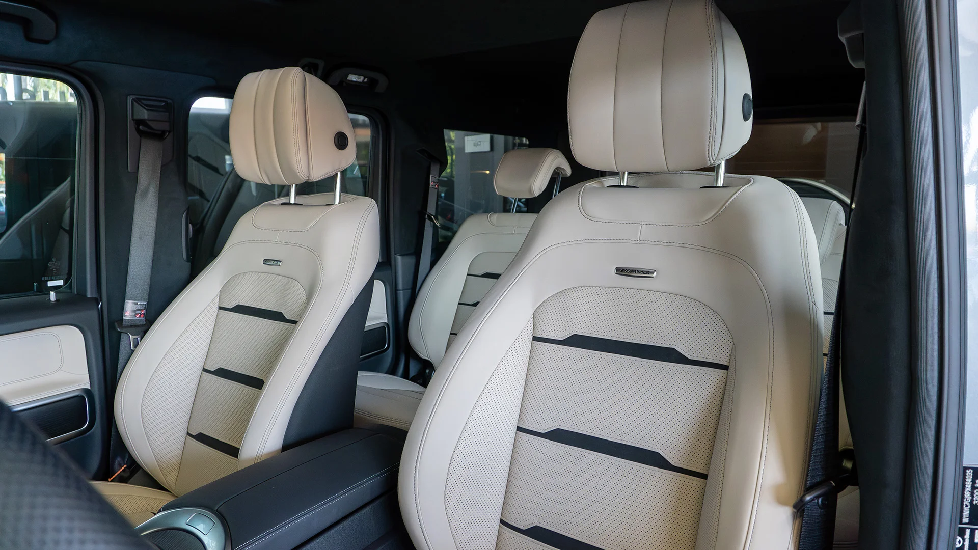 Alemautos-mercedes-benz-amg-g63-derecha-new