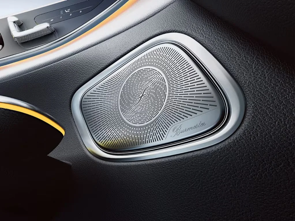 Mercedes-benz-alemautos-interior-tooltip-2-glc-300-4matic-coupe