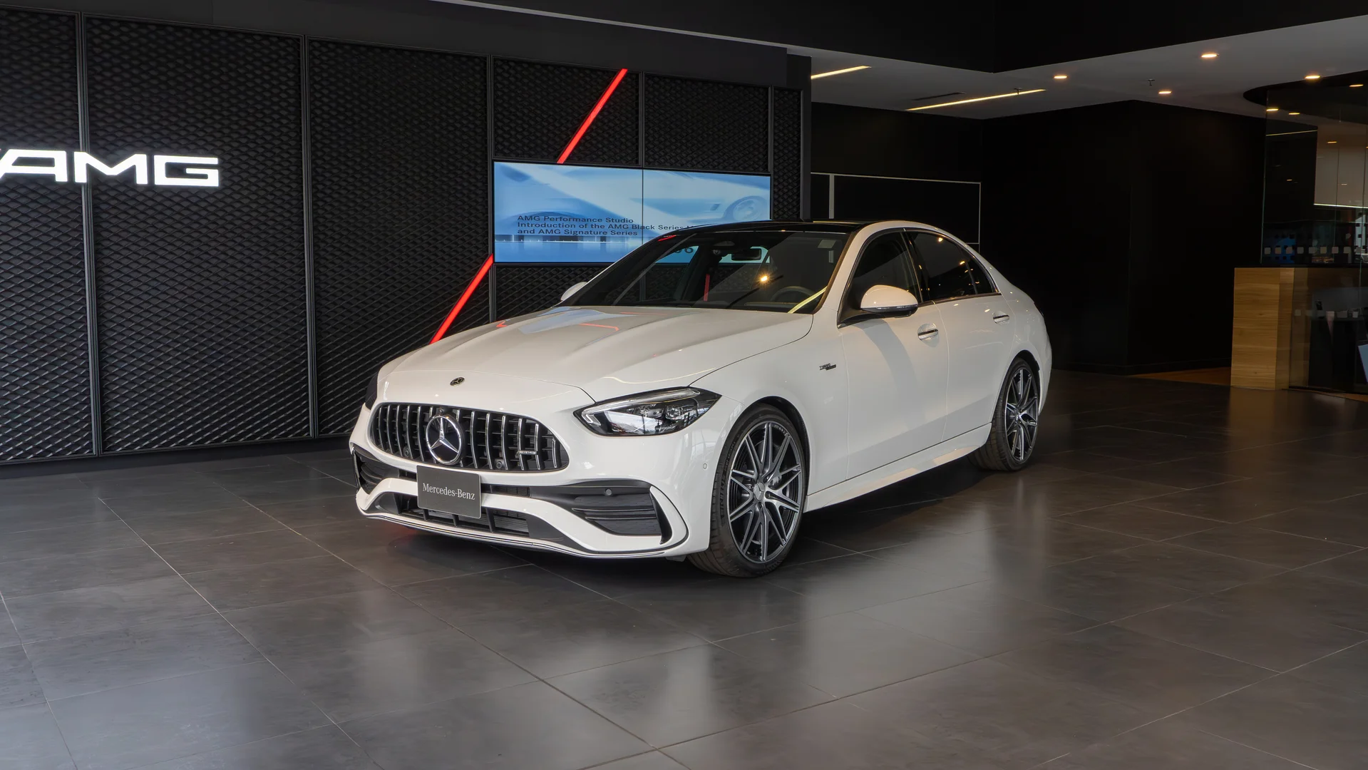 alemautos-mercedes-benz-c-43-exterior-new-mobile