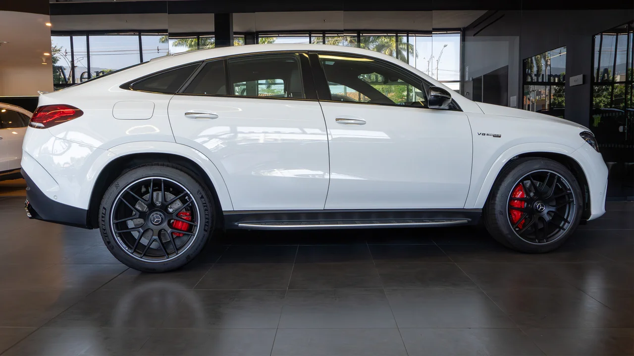 alemautos-mercedes-benz-derecha-gle-63s-coupe-new