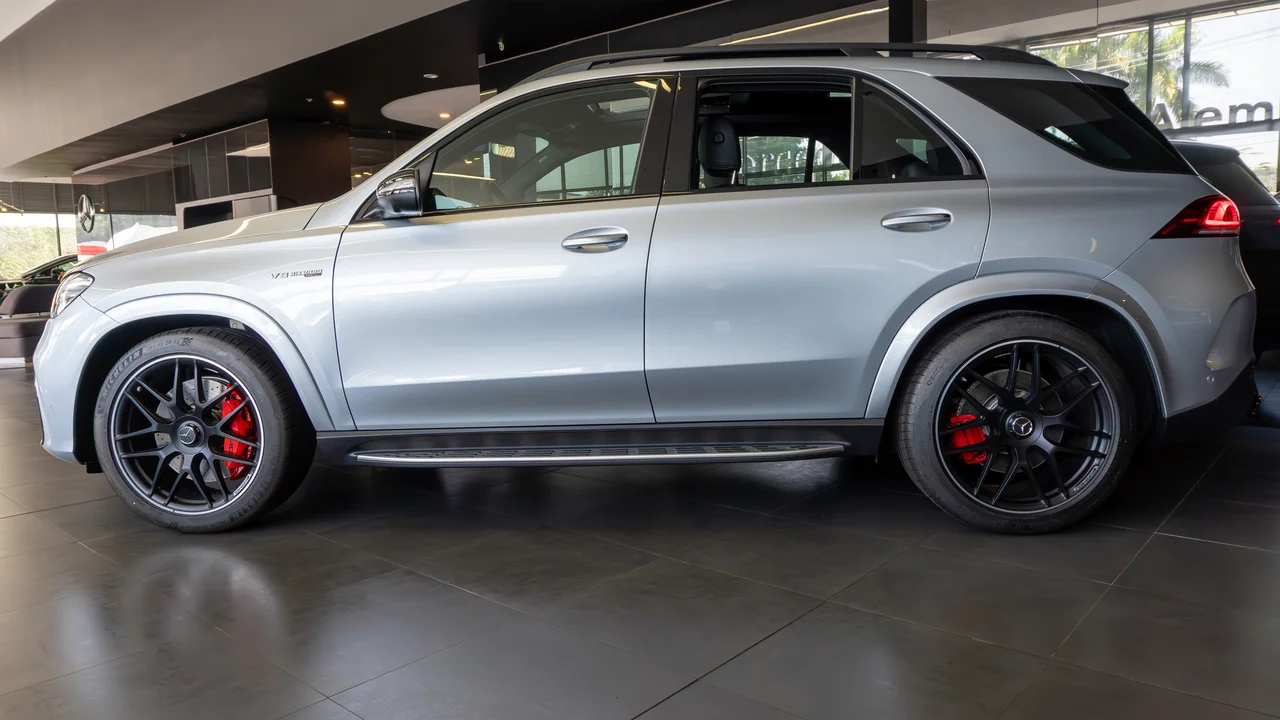 alemautos-mercedes-benz-derecha-gle-63s-v2