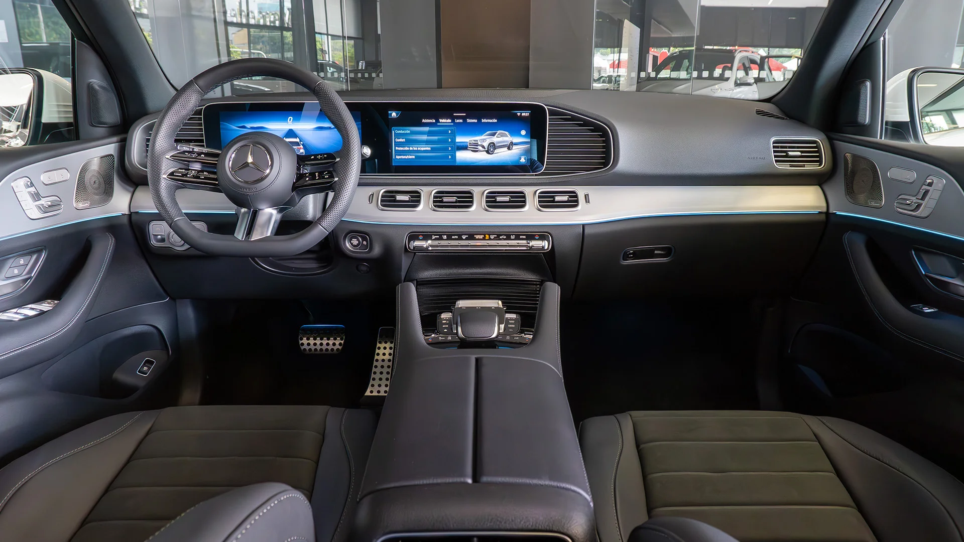 alemautos-mercedes-benz-gle-450-interior-mobile-v2