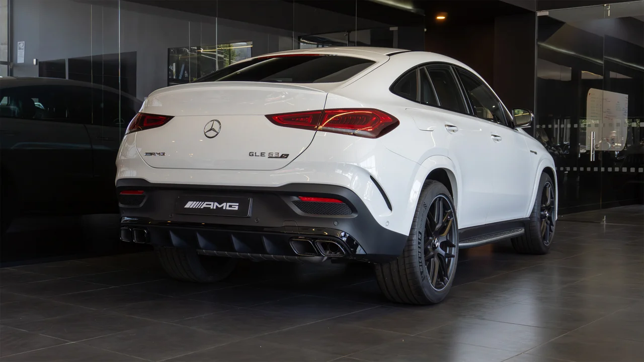 alemautos-mercedes-benz-izquierda-gle-63s-coupe-new
