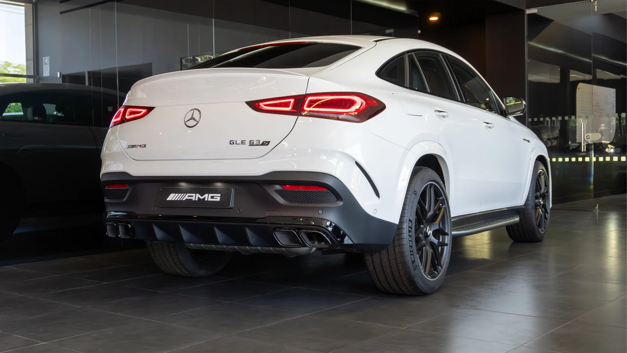 alemautos-mercedes-benz-luces-gle-63s-coupe-new