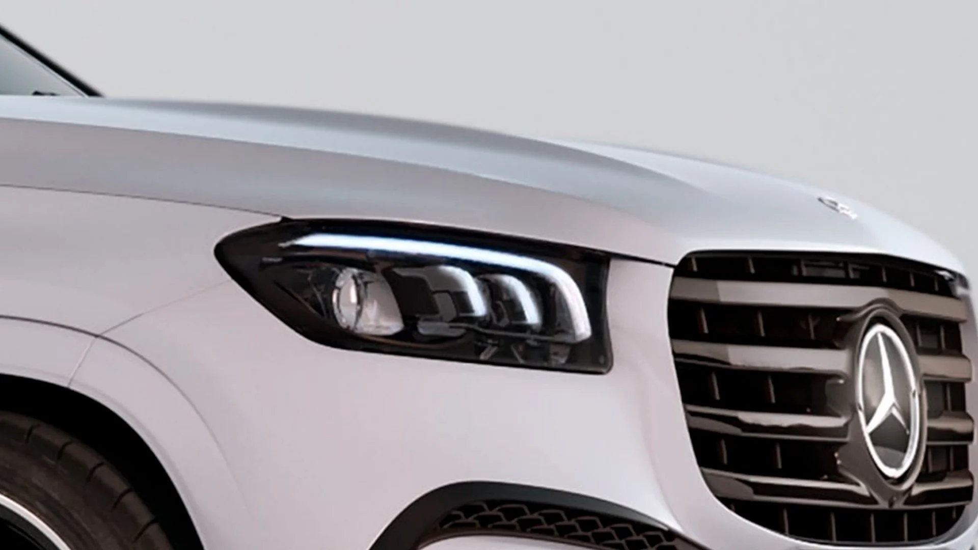 Alemautos-mercedes-benz-gls-450-exterior-tooltip-luces-frontales