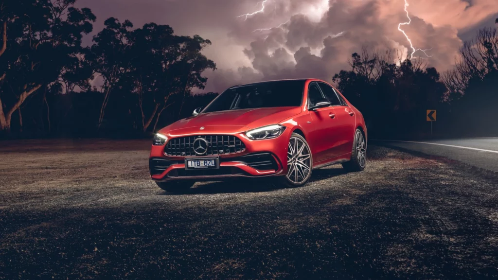 Mercedes-AMG C43: de los circuitos a las calles