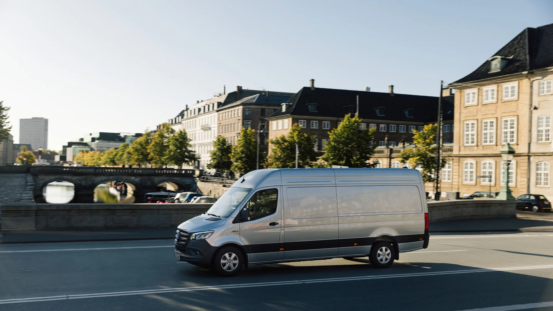 alemautos-mercedes-benz-blog-vans-sep
