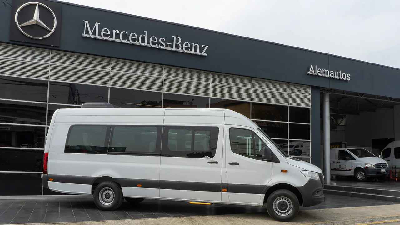 Mercedes-benz-alemautos-exterior-tooltip-3-sprinter