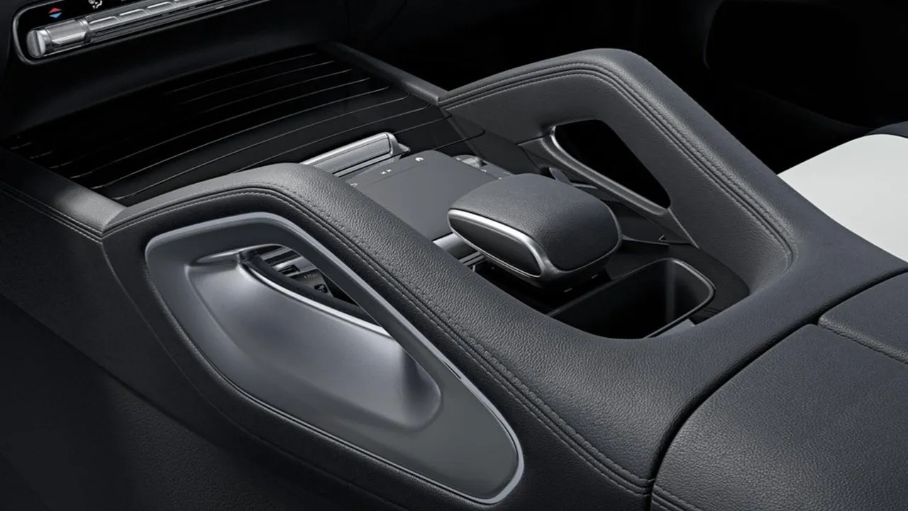Mercedes-benz-alemautos-interior-tooltip-3-gle-450-4matic-coupe