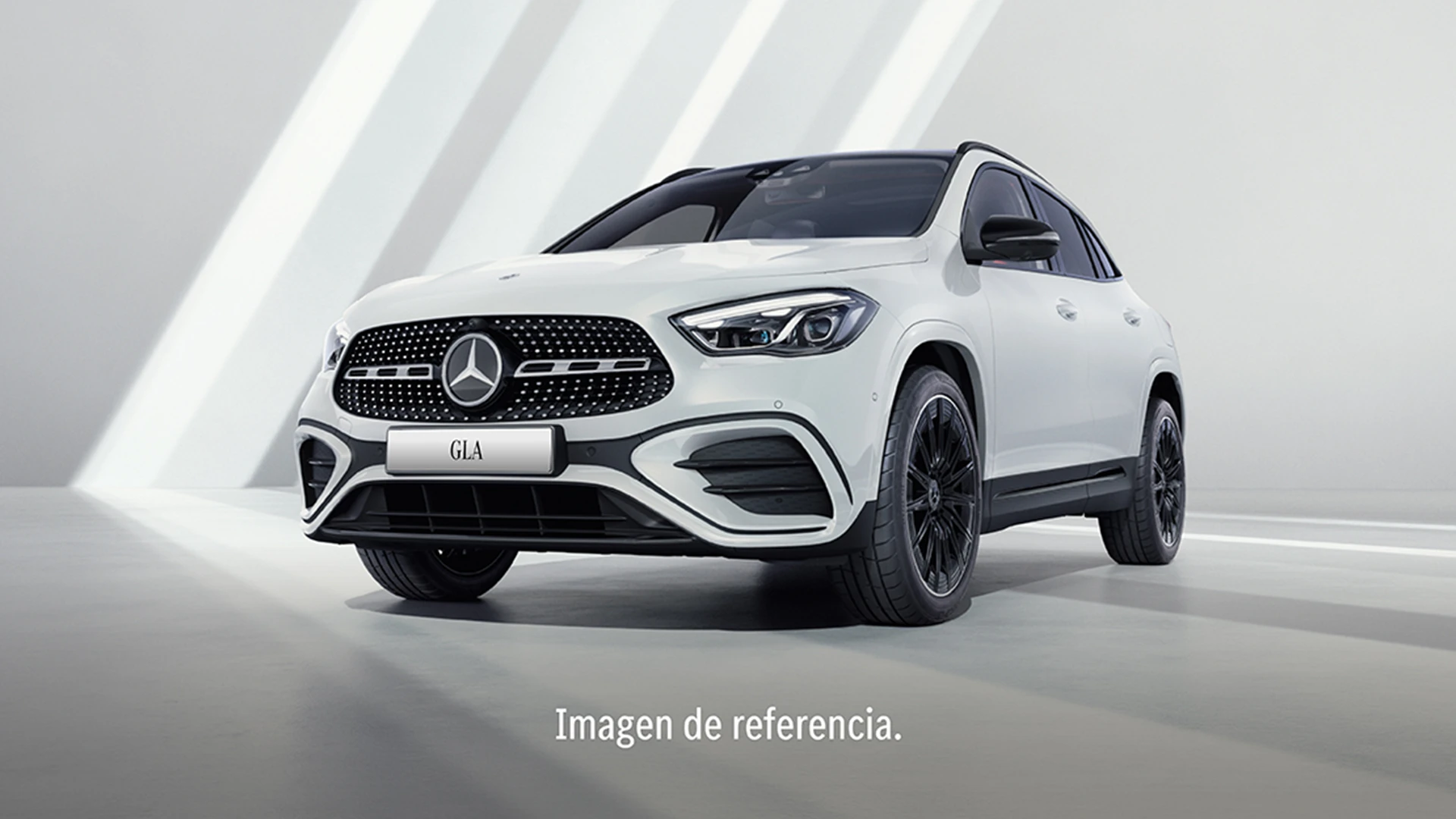Alemautos-mercedes-benz-gla-250-exterior-mobil-new