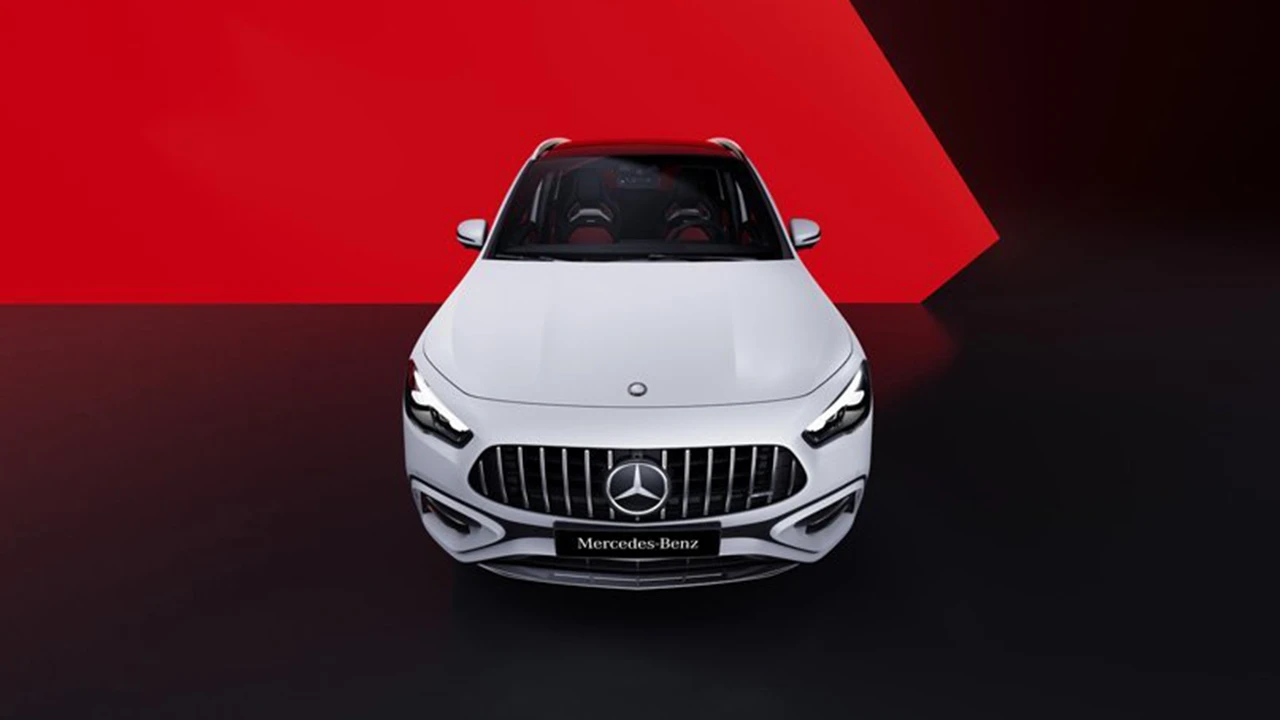 Mercedes-benz-alemautos-gla-35-interior-v2