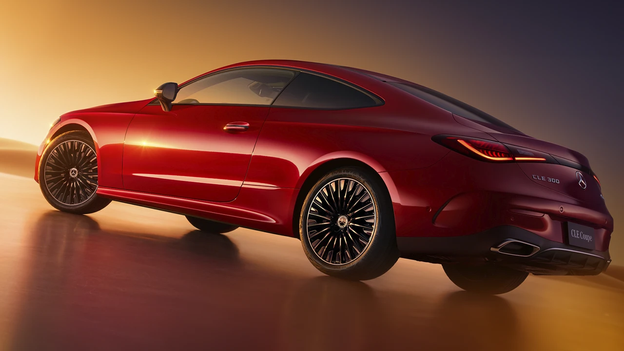 alemautos-mercedes-benz-cla-200-derecha